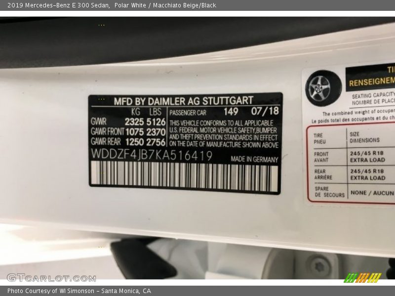 Polar White / Macchiato Beige/Black 2019 Mercedes-Benz E 300 Sedan