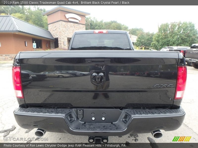 Brilliant Black Crystal Pearl / Black 2019 Ram 1500 Classic Tradesman Quad Cab 4x4