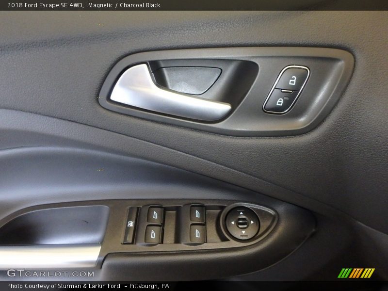Magnetic / Charcoal Black 2018 Ford Escape SE 4WD