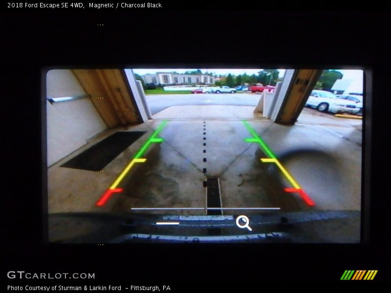 Magnetic / Charcoal Black 2018 Ford Escape SE 4WD