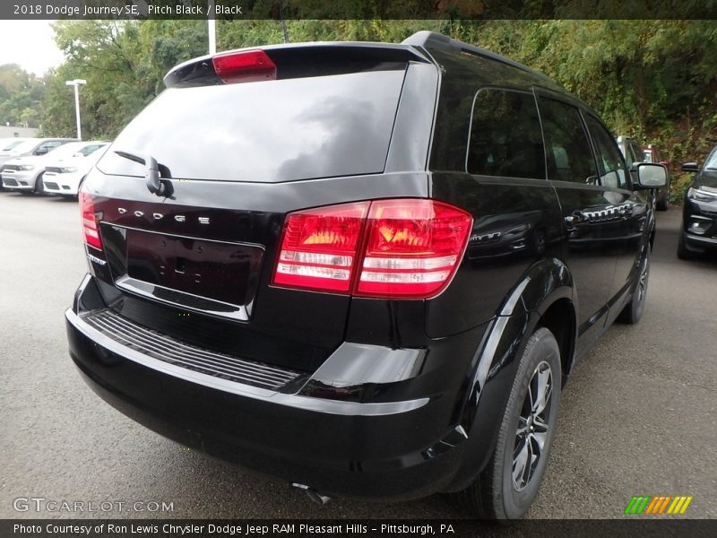 Pitch Black / Black 2018 Dodge Journey SE