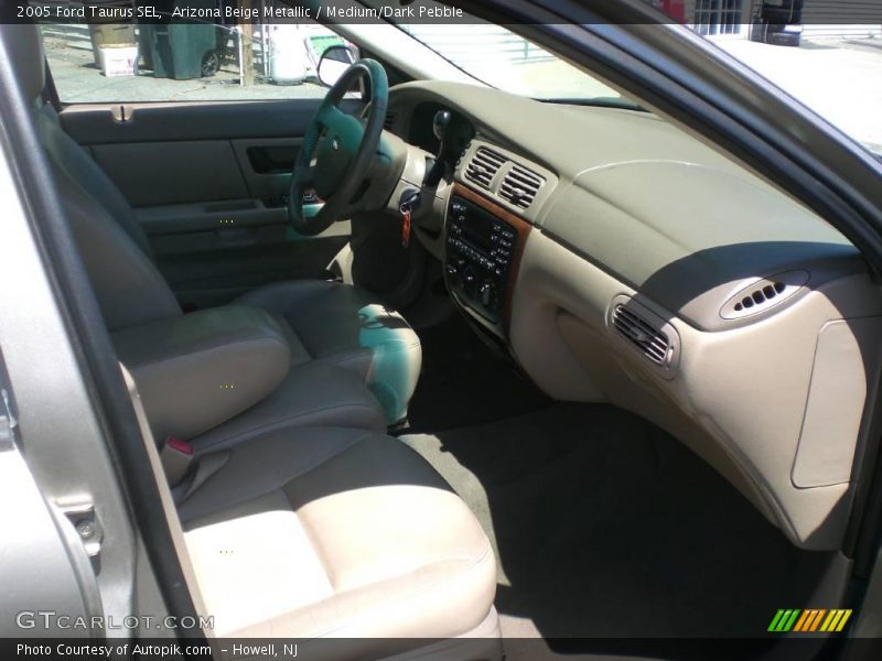 Arizona Beige Metallic / Medium/Dark Pebble 2005 Ford Taurus SEL