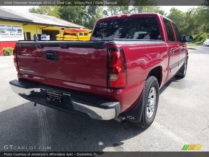 Victory Red / Dark Charcoal 2006 Chevrolet Silverado 1500 LS Crew Cab