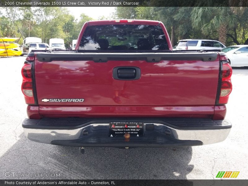 Victory Red / Dark Charcoal 2006 Chevrolet Silverado 1500 LS Crew Cab