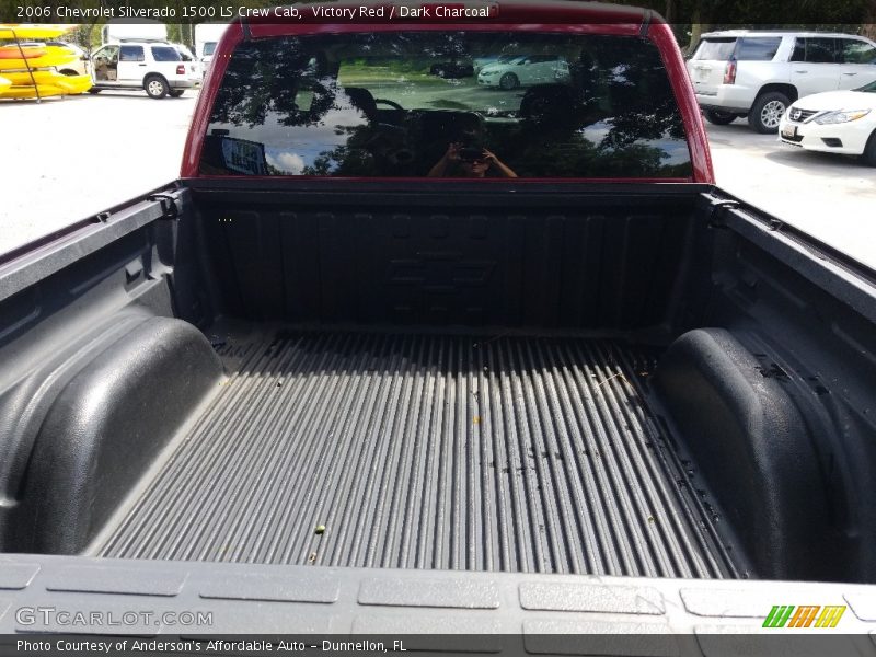 Victory Red / Dark Charcoal 2006 Chevrolet Silverado 1500 LS Crew Cab