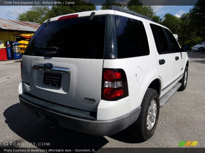 Oxford White / Camel 2006 Ford Explorer XLS