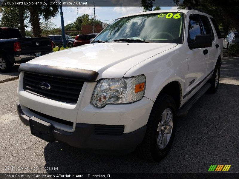 Oxford White / Camel 2006 Ford Explorer XLS