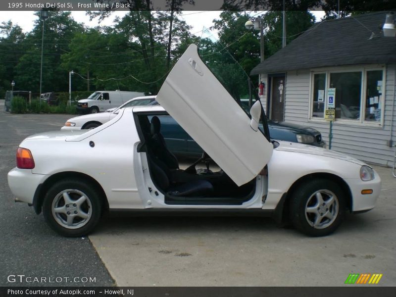 Frost White / Black 1995 Honda Del Sol Si