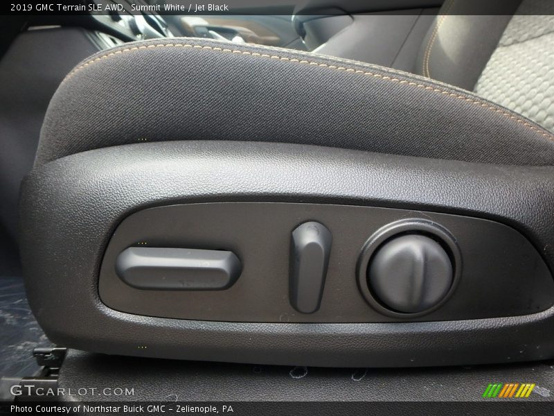 Summit White / Jet Black 2019 GMC Terrain SLE AWD