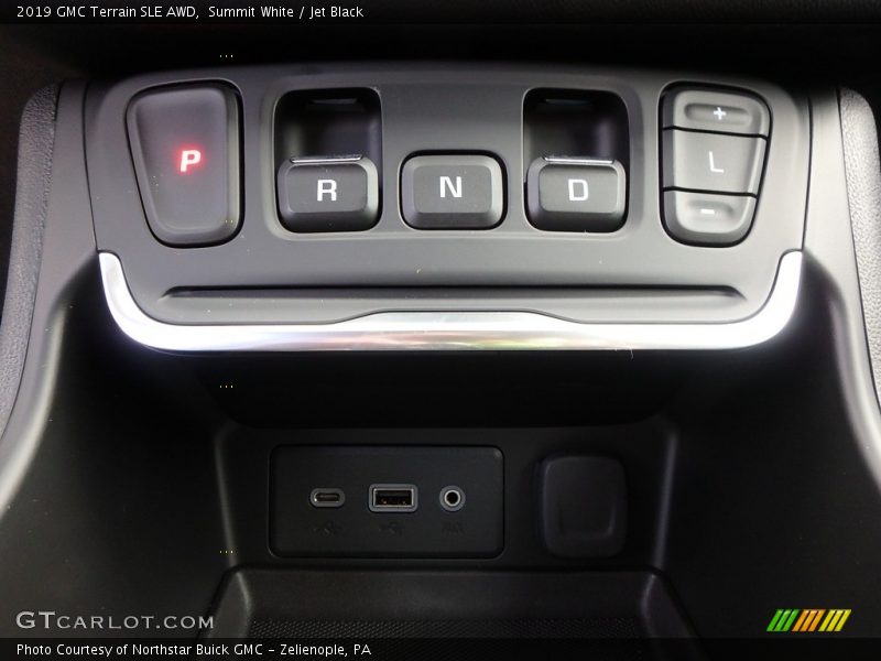 Summit White / Jet Black 2019 GMC Terrain SLE AWD