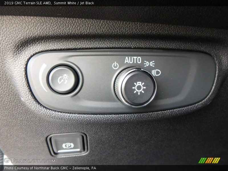 Summit White / Jet Black 2019 GMC Terrain SLE AWD