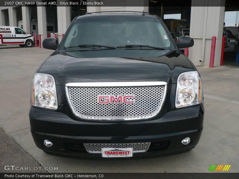 Onyx Black / Ebony Black 2007 GMC Yukon Denali AWD
