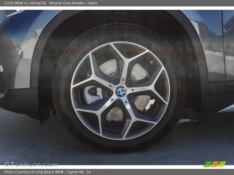 Mineral Grey Metallic / Black 2018 BMW X1 sDrive28i