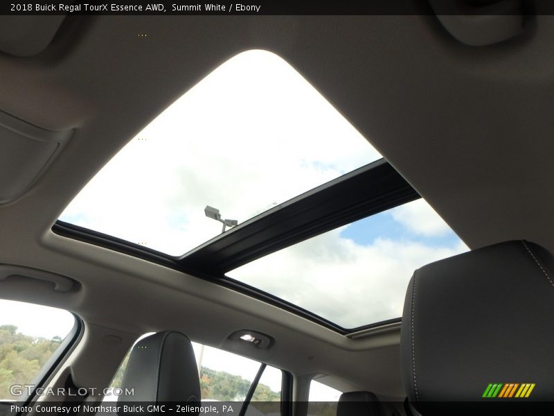 Sunroof of 2018 Regal TourX Essence AWD