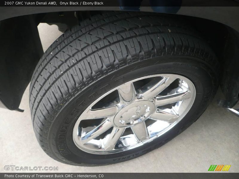 Onyx Black / Ebony Black 2007 GMC Yukon Denali AWD