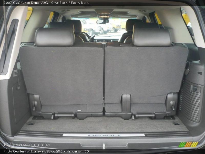 Onyx Black / Ebony Black 2007 GMC Yukon Denali AWD