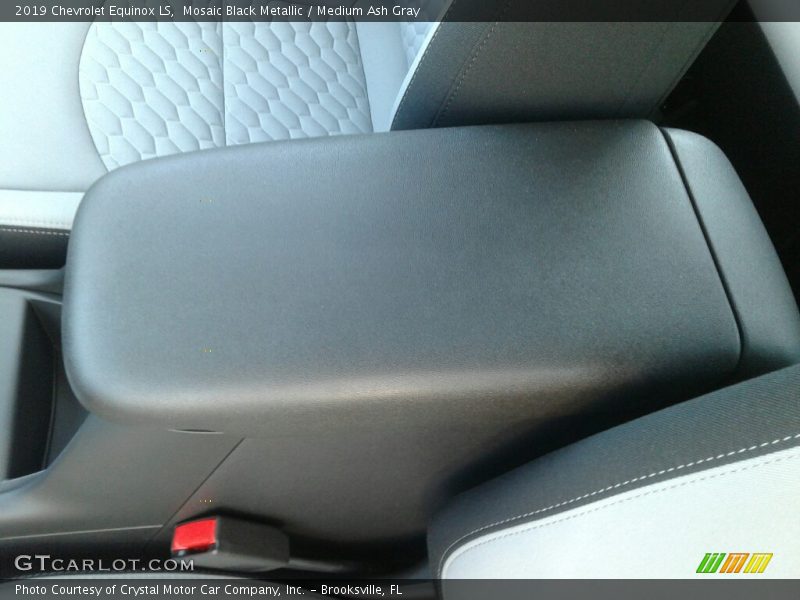 Mosaic Black Metallic / Medium Ash Gray 2019 Chevrolet Equinox LS