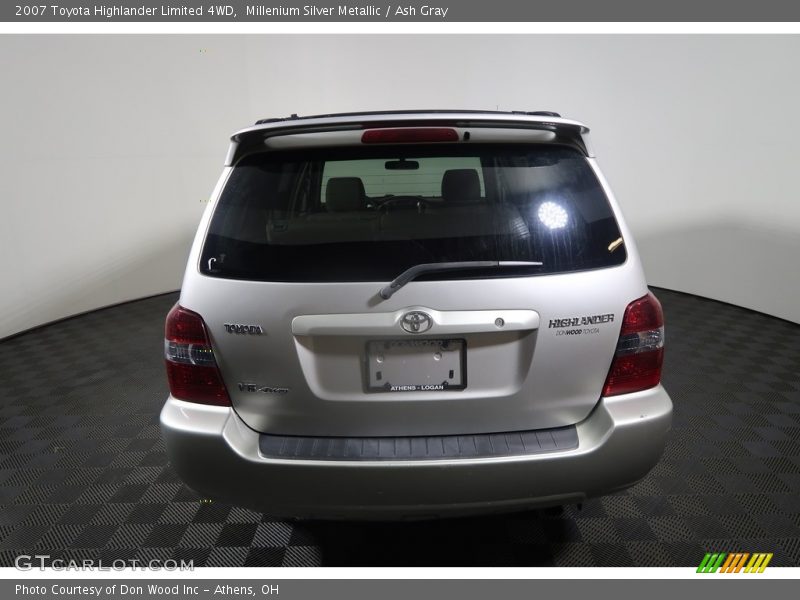 Millenium Silver Metallic / Ash Gray 2007 Toyota Highlander Limited 4WD