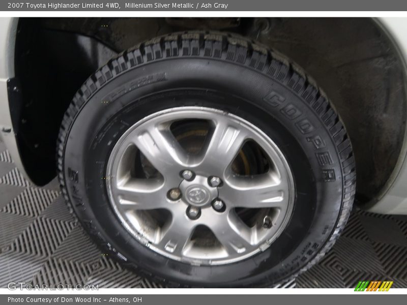 Millenium Silver Metallic / Ash Gray 2007 Toyota Highlander Limited 4WD