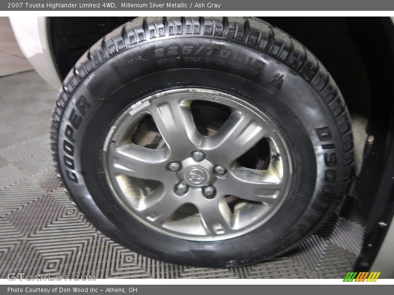 Millenium Silver Metallic / Ash Gray 2007 Toyota Highlander Limited 4WD