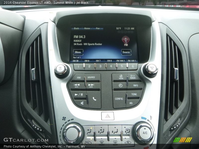 Summit White / Jet Black 2016 Chevrolet Equinox LT AWD