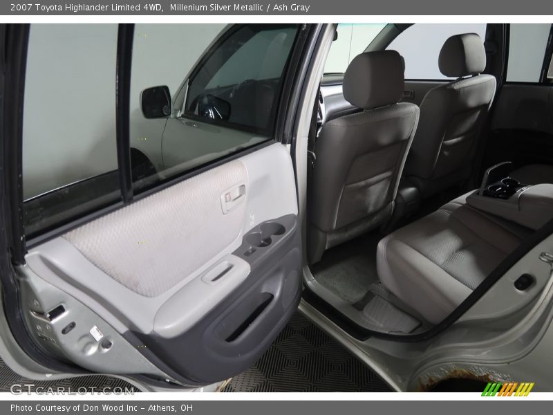 Millenium Silver Metallic / Ash Gray 2007 Toyota Highlander Limited 4WD