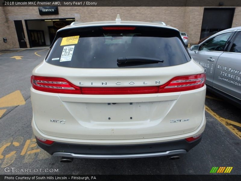 Ivory Pearl / Ebony 2018 Lincoln MKC Premier AWD