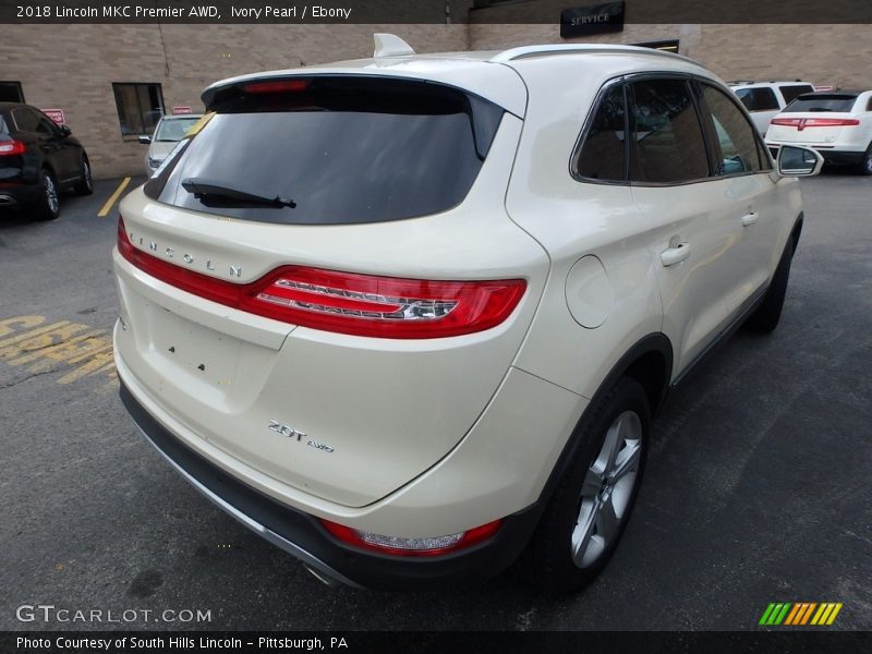 Ivory Pearl / Ebony 2018 Lincoln MKC Premier AWD