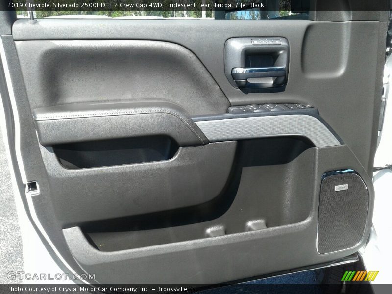 Iridescent Pearl Tricoat / Jet Black 2019 Chevrolet Silverado 2500HD LTZ Crew Cab 4WD