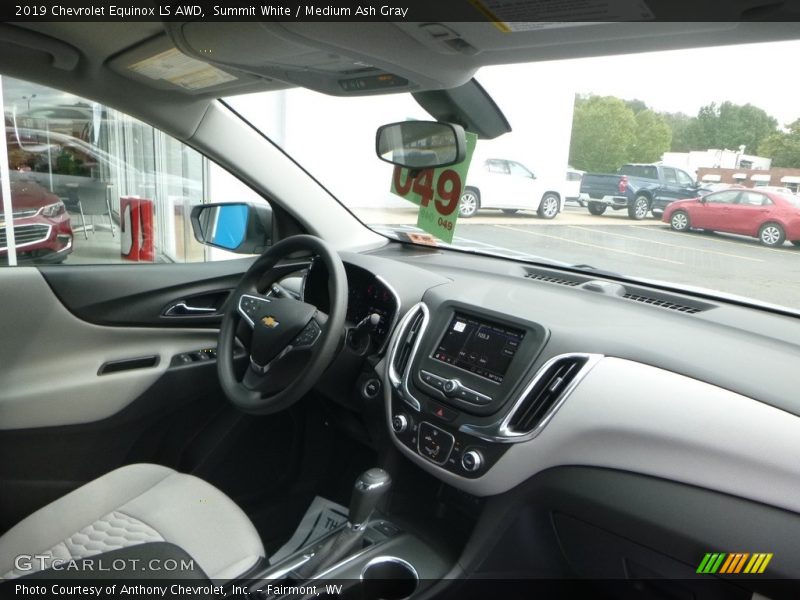 Summit White / Medium Ash Gray 2019 Chevrolet Equinox LS AWD