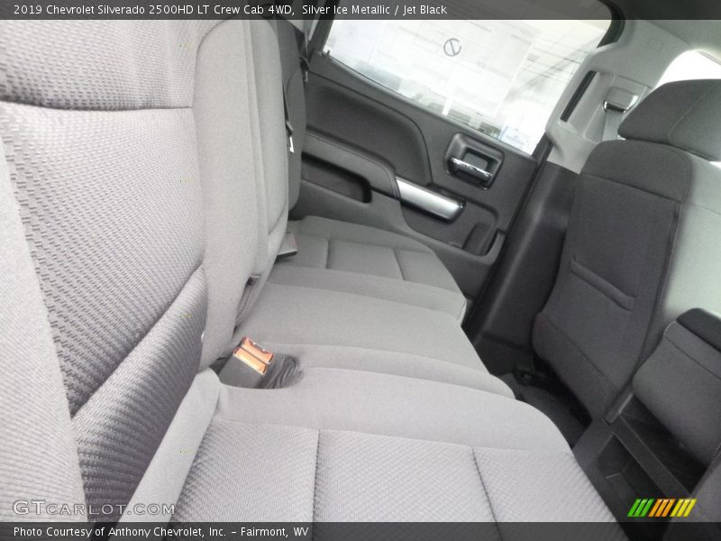 Silver Ice Metallic / Jet Black 2019 Chevrolet Silverado 2500HD LT Crew Cab 4WD