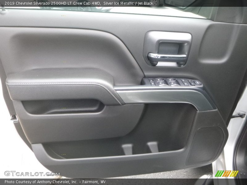 Silver Ice Metallic / Jet Black 2019 Chevrolet Silverado 2500HD LT Crew Cab 4WD