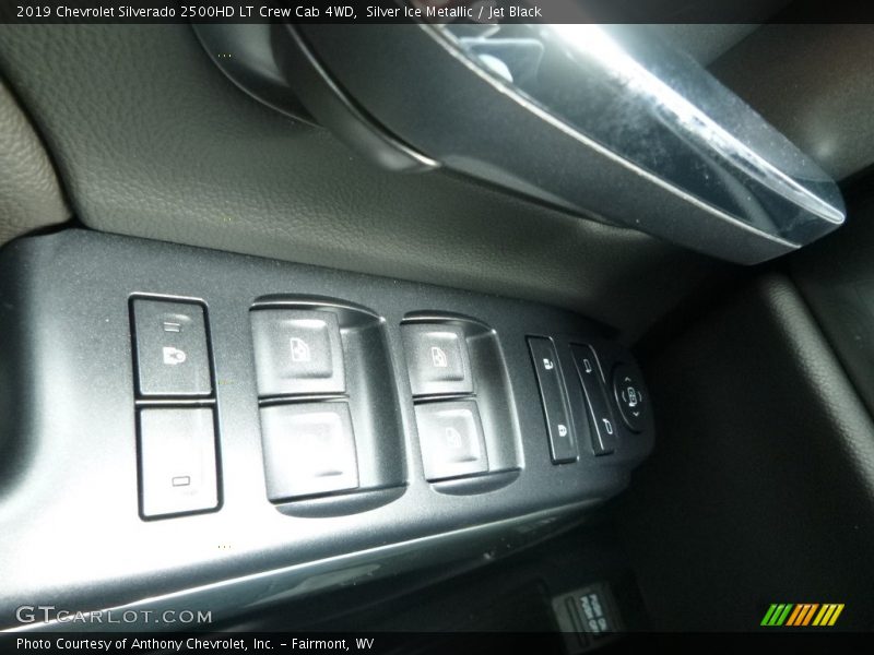 Silver Ice Metallic / Jet Black 2019 Chevrolet Silverado 2500HD LT Crew Cab 4WD