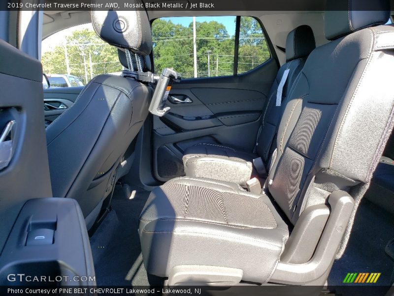 Mosaic Black Metallic / Jet Black 2019 Chevrolet Traverse Premier AWD