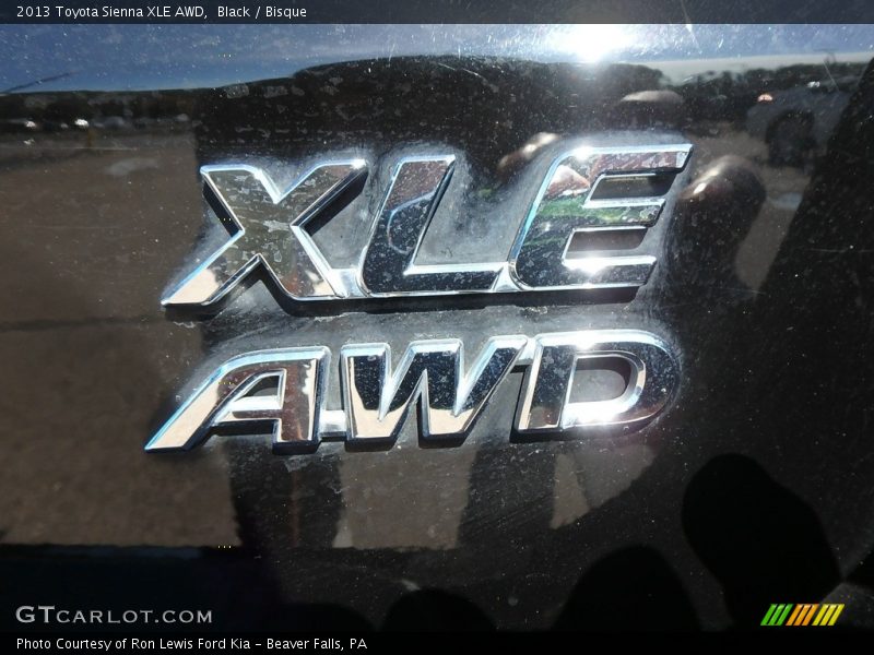 Black / Bisque 2013 Toyota Sienna XLE AWD
