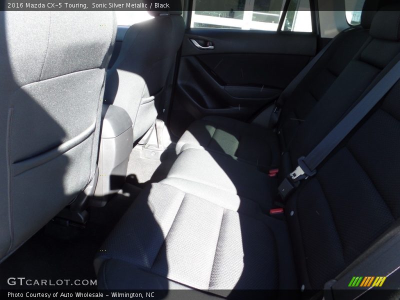Sonic Silver Metallic / Black 2016 Mazda CX-5 Touring
