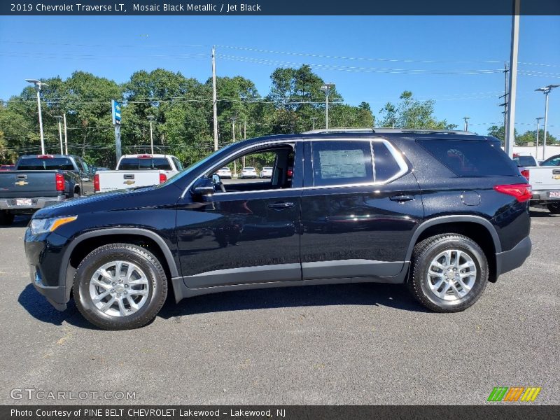 Mosaic Black Metallic / Jet Black 2019 Chevrolet Traverse LT