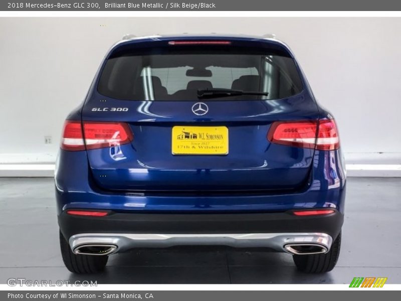 Brilliant Blue Metallic / Silk Beige/Black 2018 Mercedes-Benz GLC 300