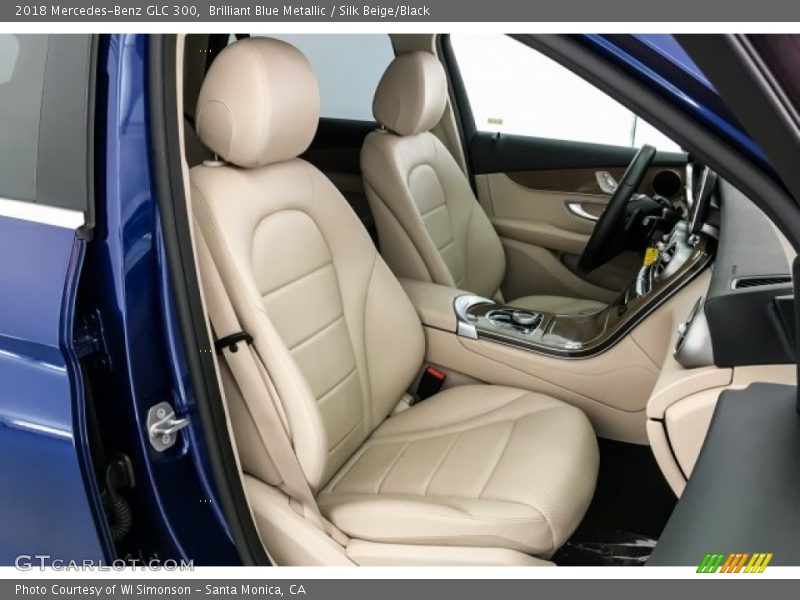 Brilliant Blue Metallic / Silk Beige/Black 2018 Mercedes-Benz GLC 300