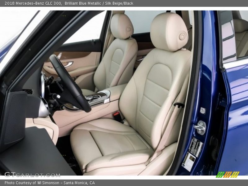 Brilliant Blue Metallic / Silk Beige/Black 2018 Mercedes-Benz GLC 300