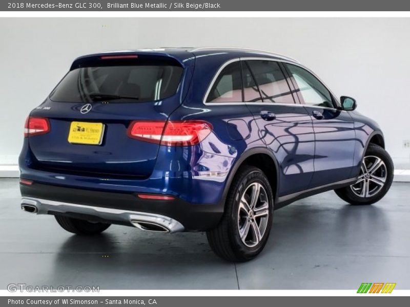 Brilliant Blue Metallic / Silk Beige/Black 2018 Mercedes-Benz GLC 300