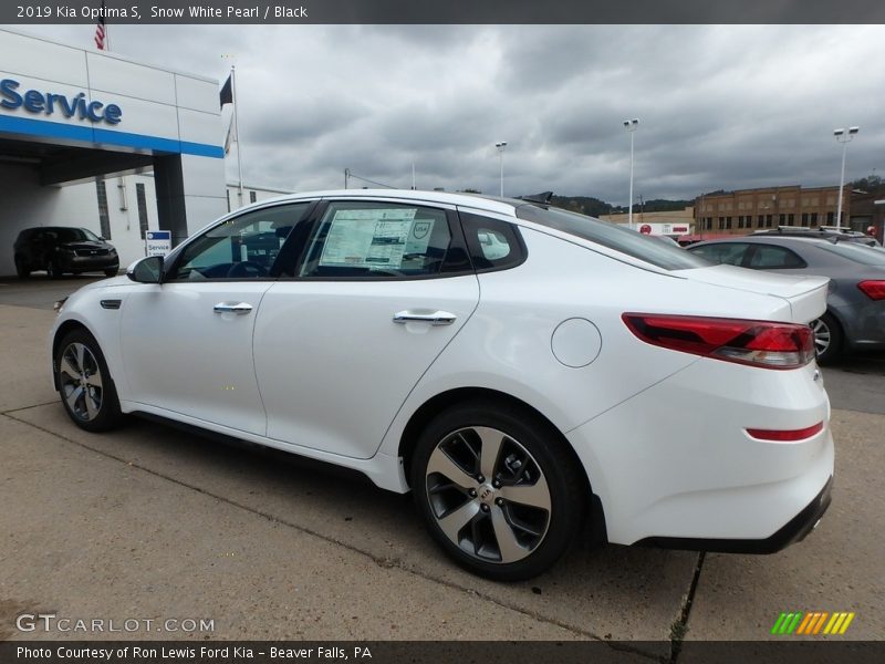 Snow White Pearl / Black 2019 Kia Optima S