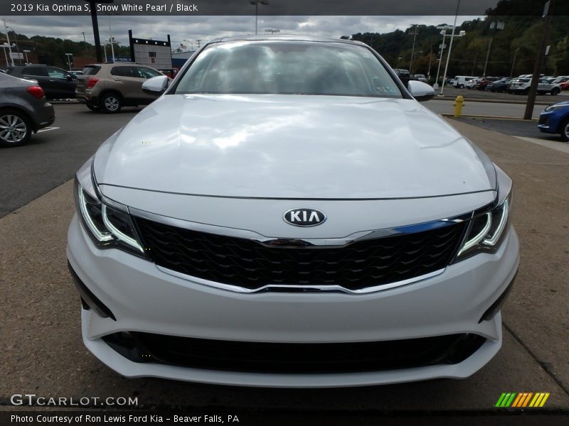 Snow White Pearl / Black 2019 Kia Optima S