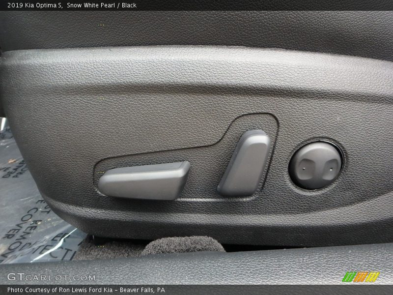 Controls of 2019 Optima S