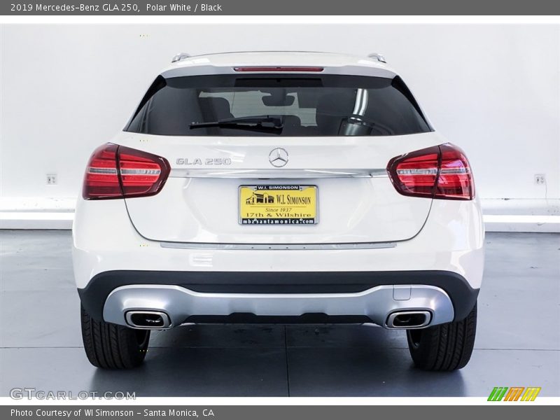 Polar White / Black 2019 Mercedes-Benz GLA 250