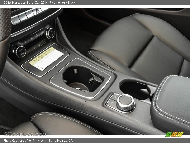 Polar White / Black 2019 Mercedes-Benz GLA 250