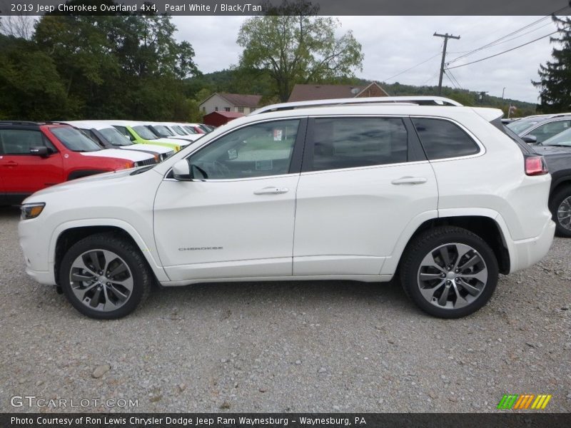 Pearl White / Black/Tan 2019 Jeep Cherokee Overland 4x4