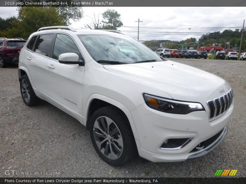 Pearl White / Black/Tan 2019 Jeep Cherokee Overland 4x4