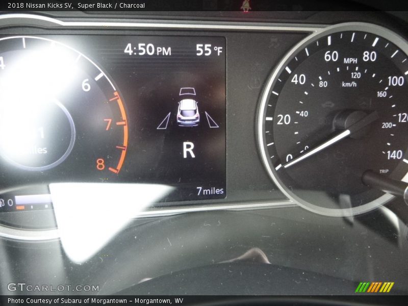 Super Black / Charcoal 2018 Nissan Kicks SV