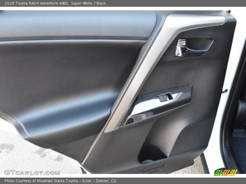 Super White / Black 2018 Toyota RAV4 Adventure AWD